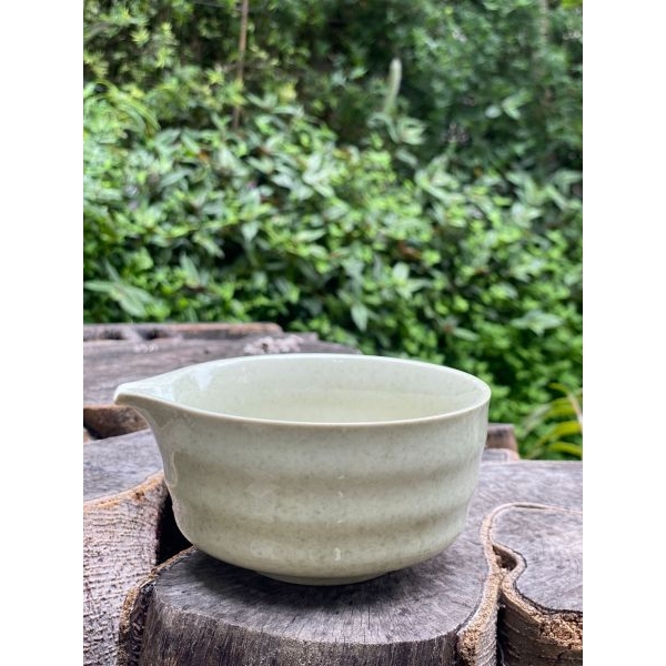 Suiro Ceramic Tea Bowl – Handmade Minimalist Design | Elegant Matcha & Herbal Tea Cup | Durable & Heat-Resistant - Image 2
