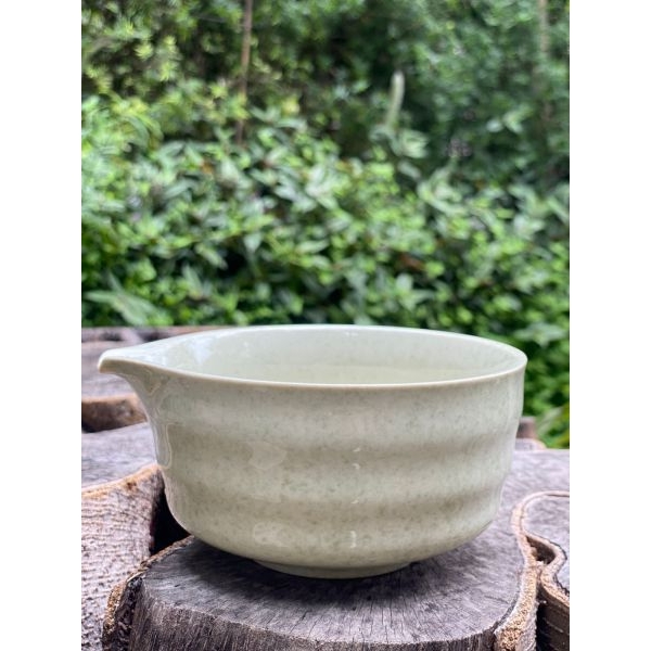 Suiro Ceramic Tea Bowl – Handmade Minimalist Design | Elegant Matcha & Herbal Tea Cup | Durable & Heat-Resistant - Image 3
