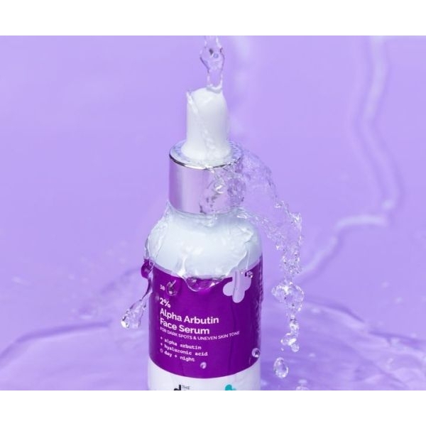 The Derma Co 2% Alpha Arbutin Face Serum For Dark Spots And Uneven Skin Tone 30 ML - Image 2