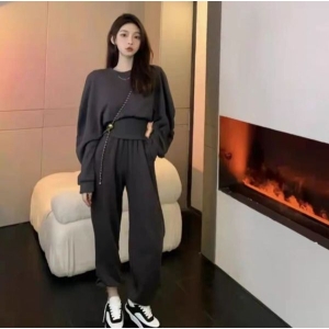 Women Casual Sweat-pant and Sweat-shirt Set